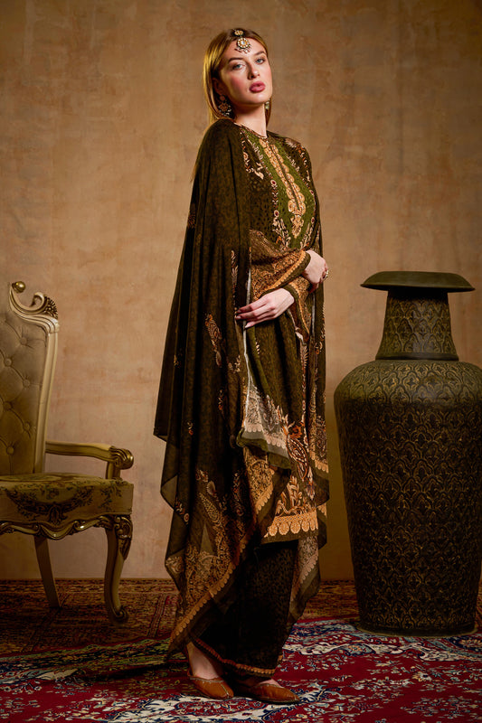 THE BARI Women Ethnic Motifs Printed Kurta & Trousers With Dupatta Set