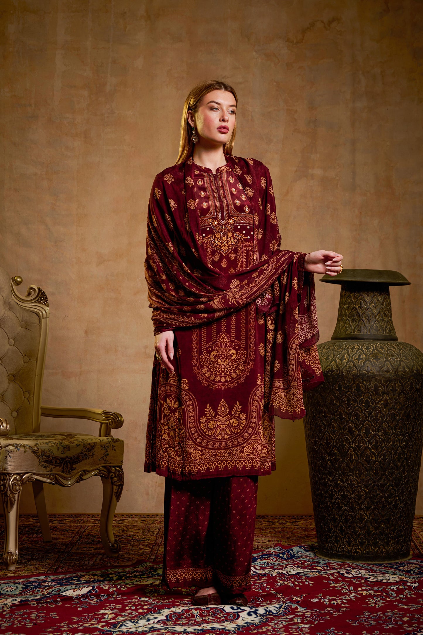 THE BARI Floral Printed Straight Kurta With Trousers & Dupatta