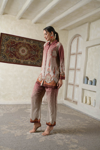 THE BARI Women Ethnic Motifs Printed Regular Kurta with Trousers