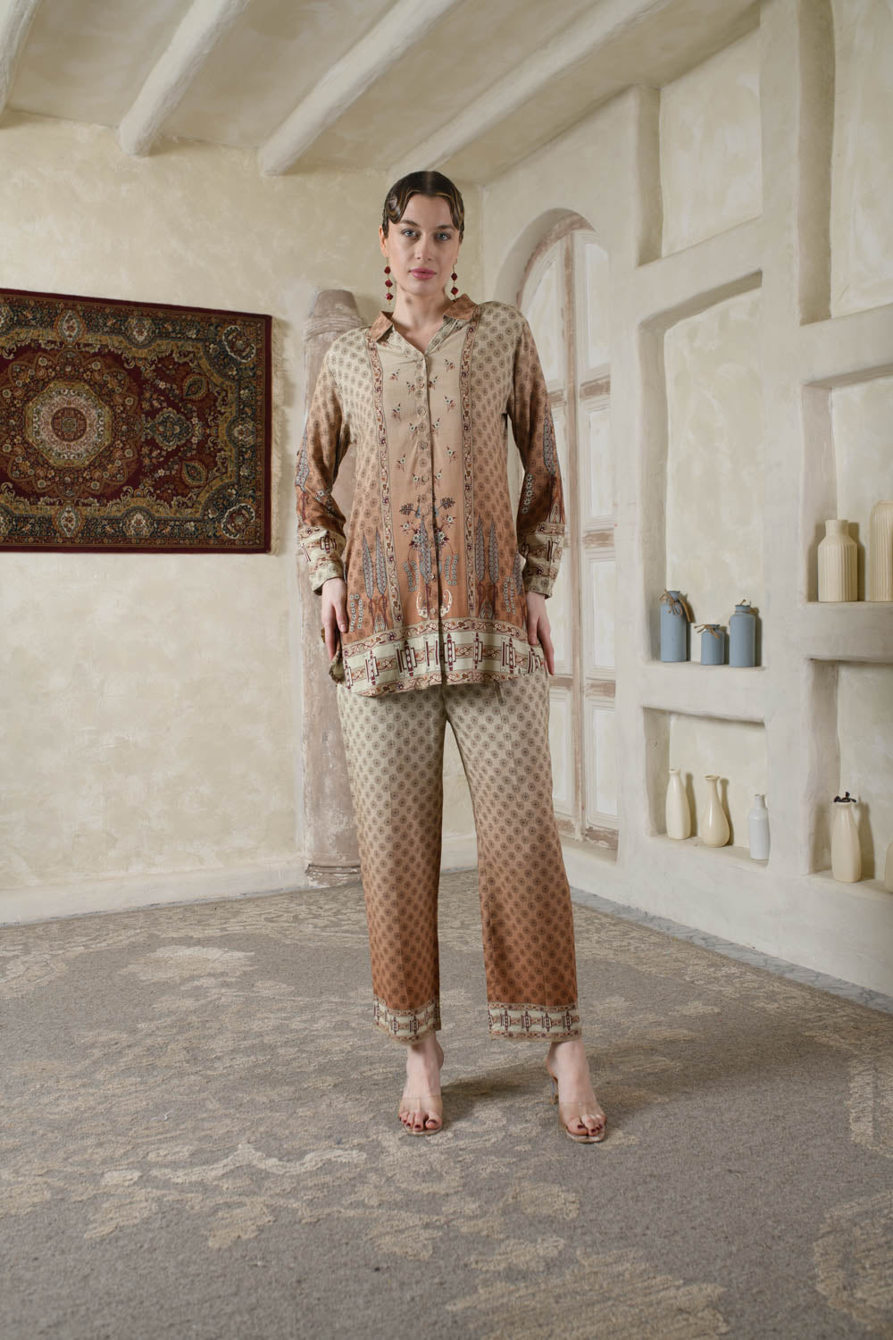 THE BARI Ethnic Motifs Printed Shirt Collar Kurta With Trousers